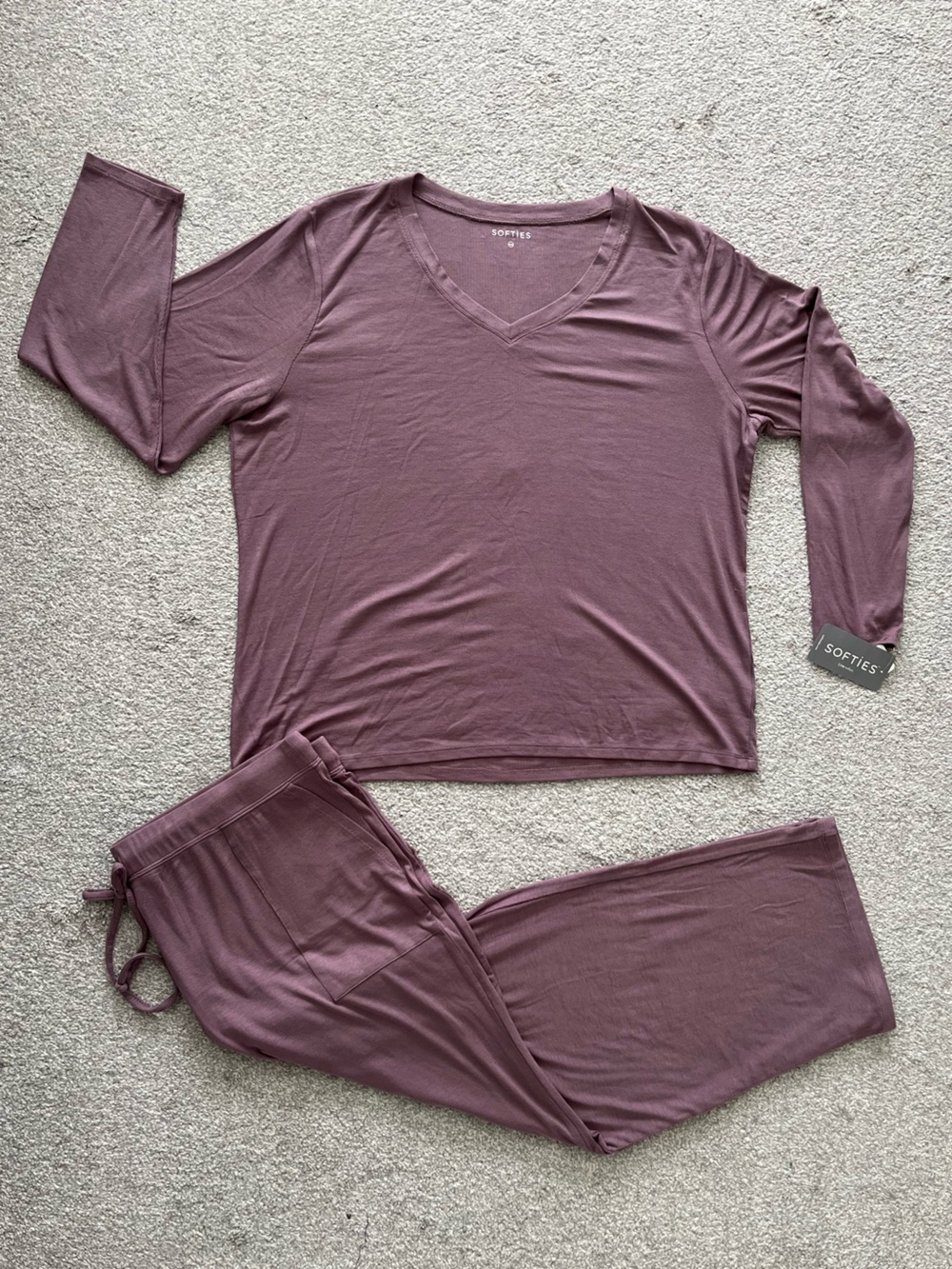 NWT Softies Womens Natalie Classic V-Neck Lounge Set Size 2X/3X in Driftwood.
